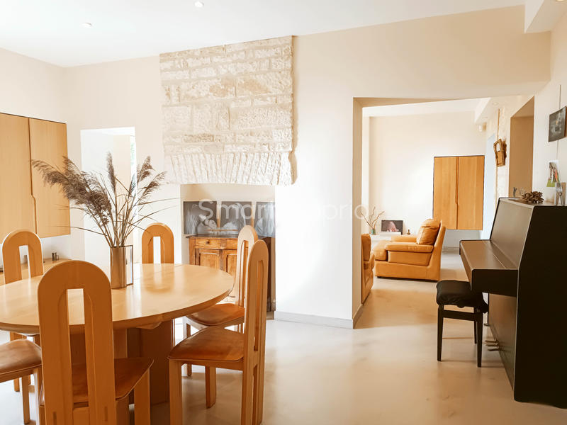 Propriété - 267 m² - 12 pièces