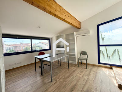 Local d'activités - 75 m² - 4 pièces