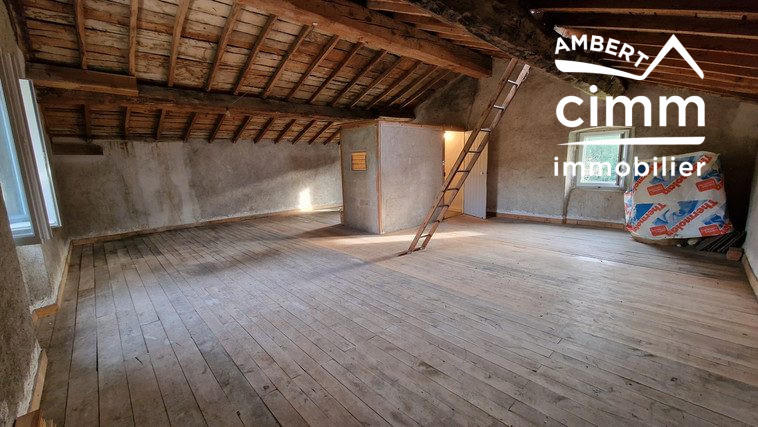 Maison - 157 m² - 8 pièces