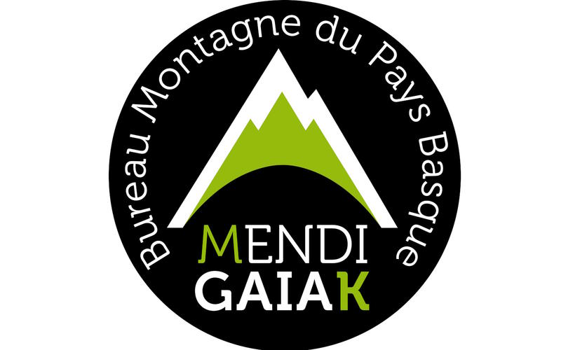 Randonnée accompagnée Mendi Gaiak : randonnée hivernale à pied (niveau 2)