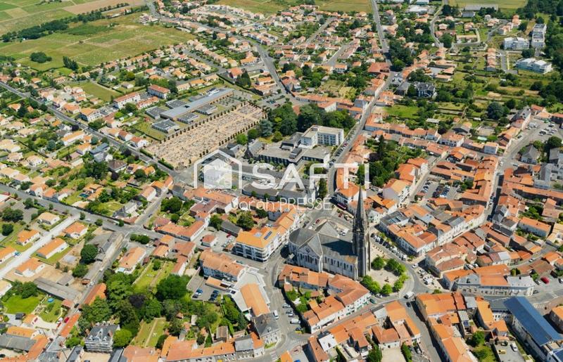 Local commercial - 535 m² - 15 pièces