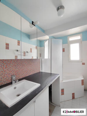 Appartement - 65 m² - 4 pièces