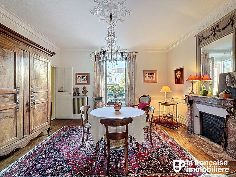 Appartement - 137 m² - 5 pièces