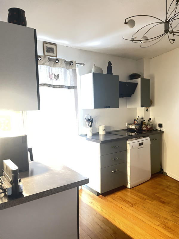 Maison - 642 m² - 30 pièces