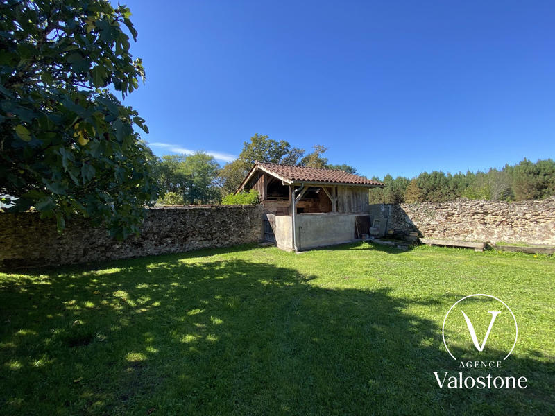 Maison - 246 m² - 6 pièces