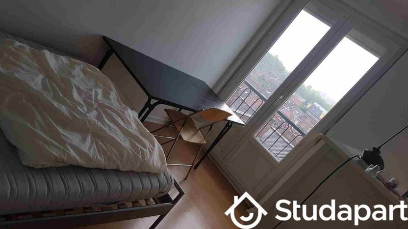 Chambre - 10 m² - 1 pièce