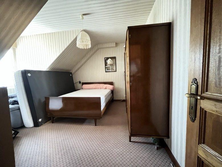 Maison traditionnelle - 157 m² - 7 pièces