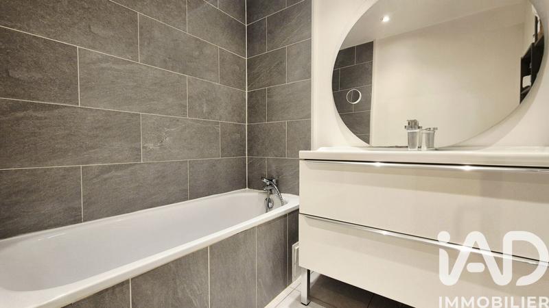 Appartement - 85 m² - 4 pièces