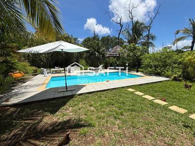 Villa - 176 m² - 7 pièces