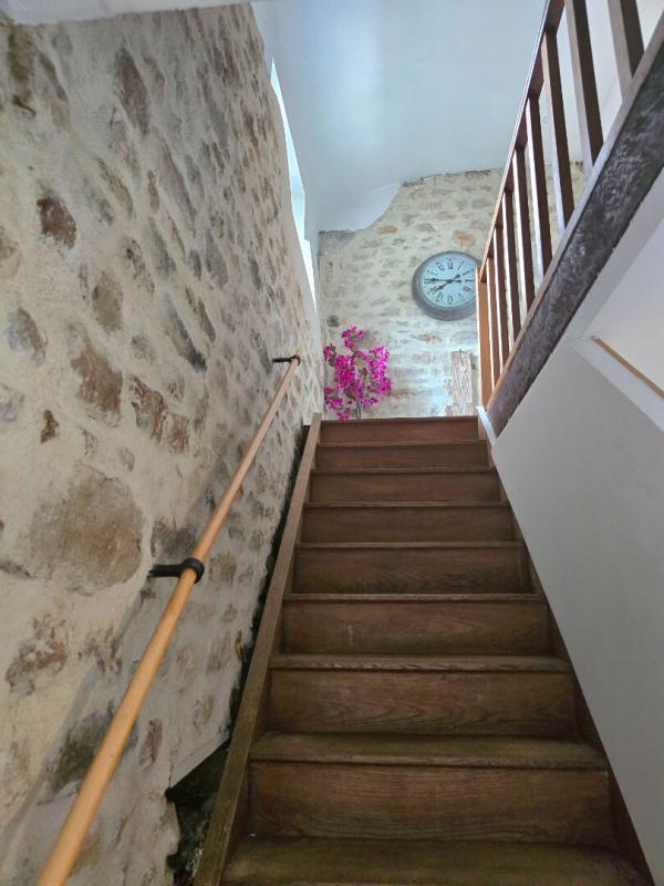 Maison - 365 m² - 11 pièces