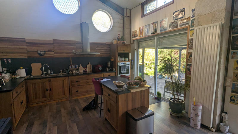 Maison - 227 m² - 8 pièces