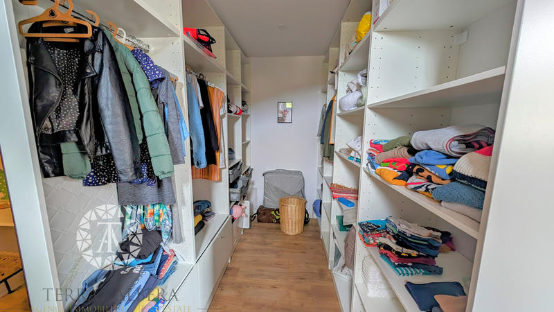 Villa - 190 m² - 6 pièces