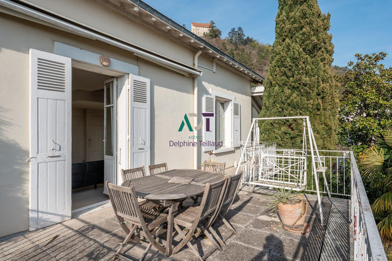 Appartement - 130 m² - 6 pièces