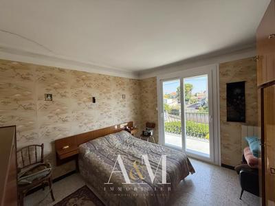 Maison - 101 m² - 5 pièces