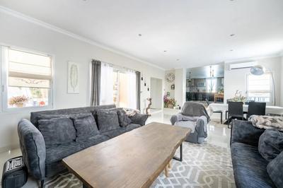 Maison - 167 m² - 7 pièces