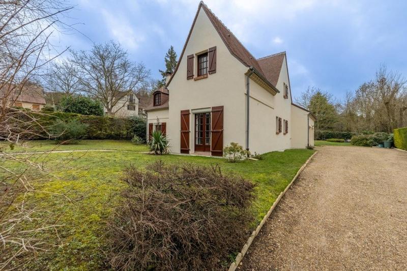 Maison - 168 m² - 7 pièces