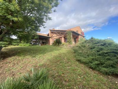 Maison traditionnelle - 130 m² - 7 pièces