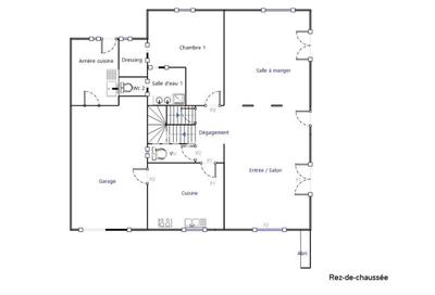 Maison - 180 m² - 7 pièces