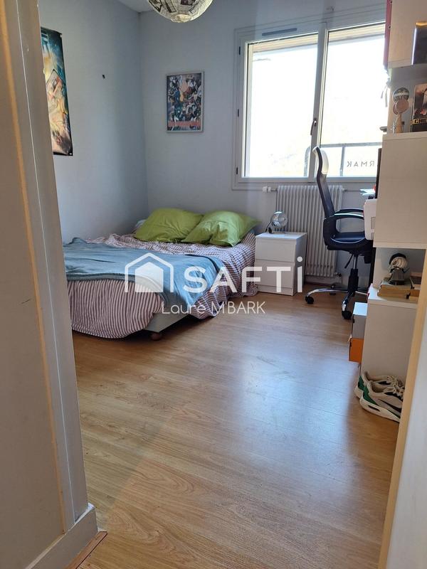 Maison - 169 m² - 11 pièces