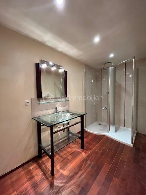 Appartement - 168 m² - 7 pièces