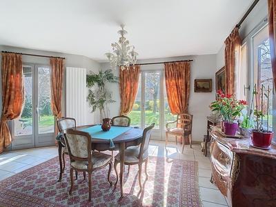 Maison - 144 m² - 6 pièces