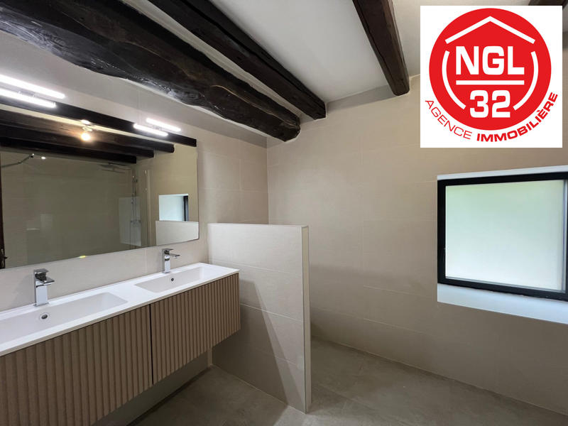 Maison - 170 m² - 6 pièces