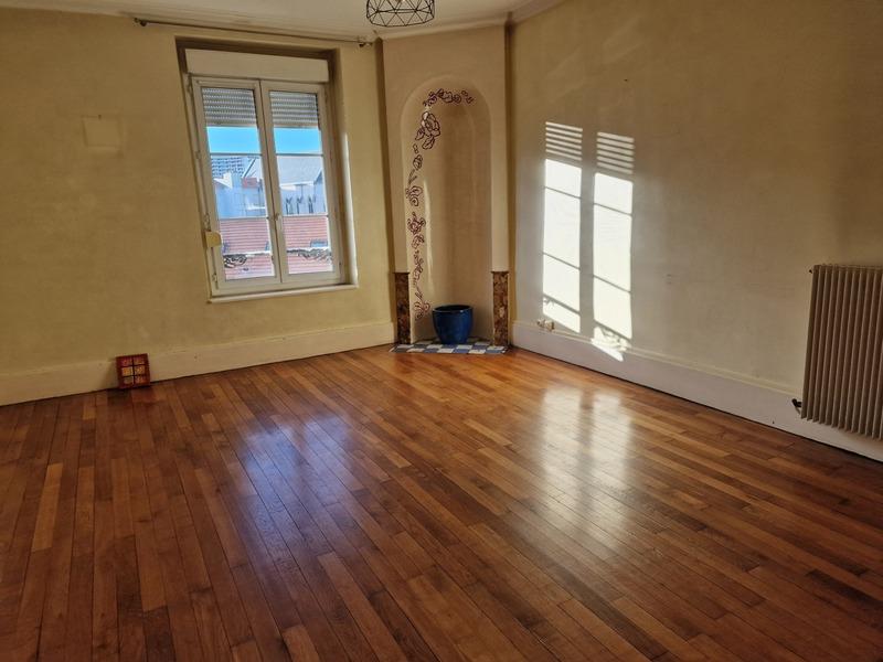 Appartement - 70 m² - 3 pièces