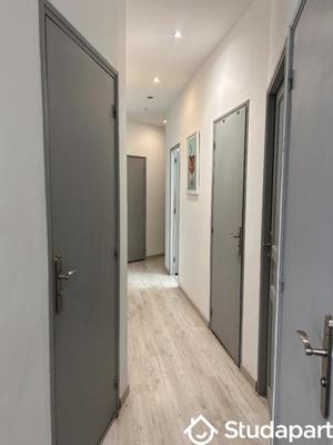 Chambre - 12 m² - 1 pièce