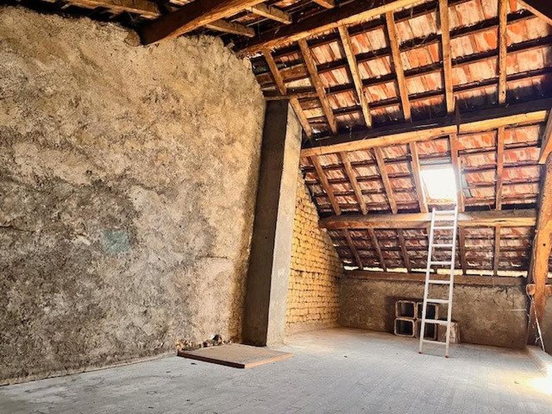 Maison - 210 m² - 9 pièces