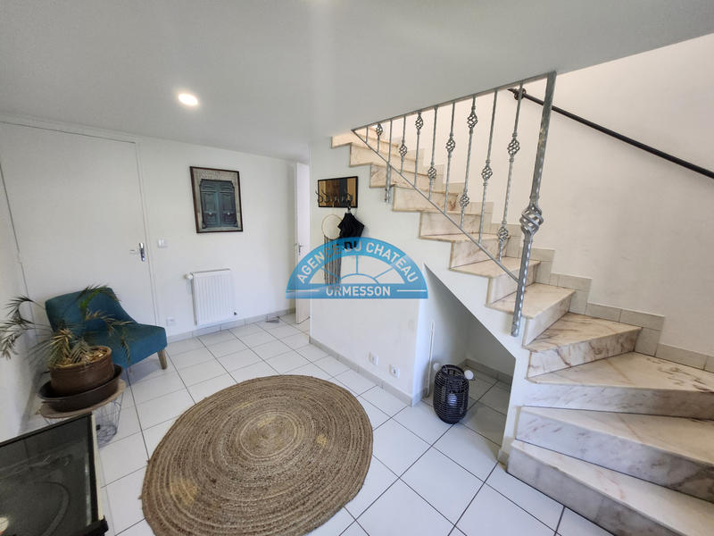 Maison - 180 m² - 8 pièces