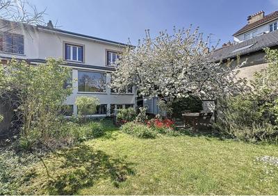 Maison - 165 m² - 6 pièces