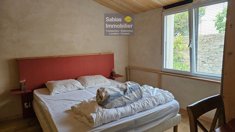 Maison - 198 m² - 11 pièces