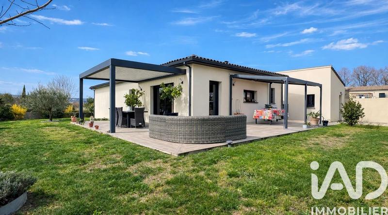 Maison - 110 m² - 5 pièces