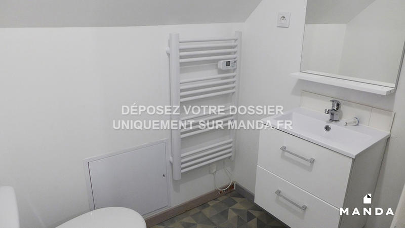 Chambre - 9 m² - 6 pièces