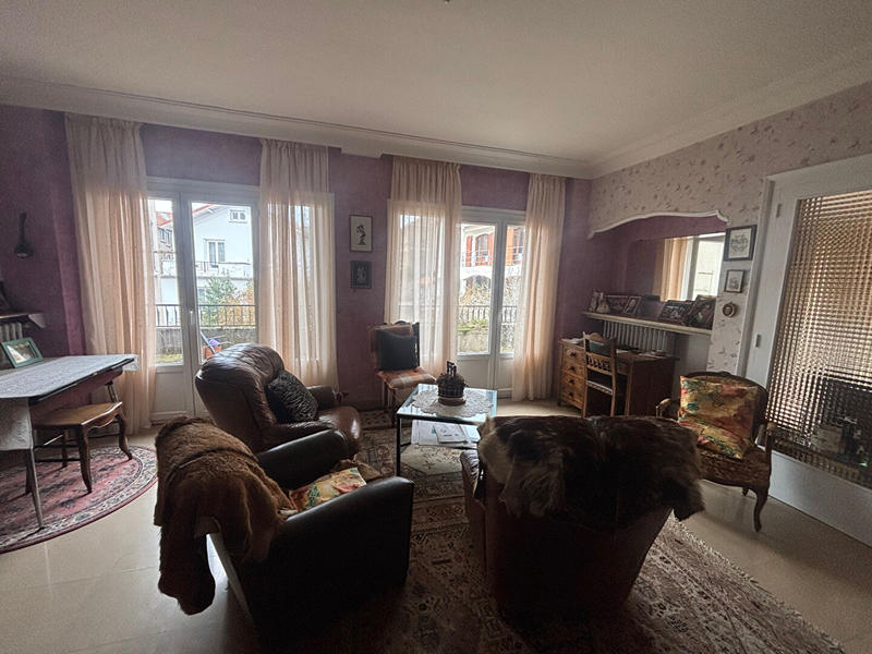 Maison - 200 m² - 7 pièces