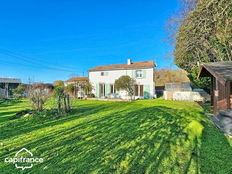 Maison - 131 m² - 7 pièces