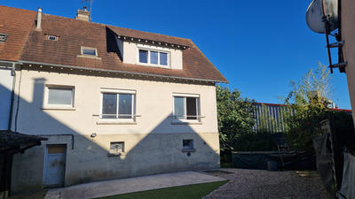 Maison - 125 m² - 7 pièces