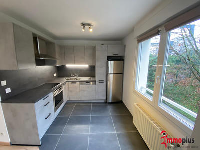 Appartement - 99 m² - 3 pièces