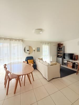 Appartement - 100 m² - 4 pièces