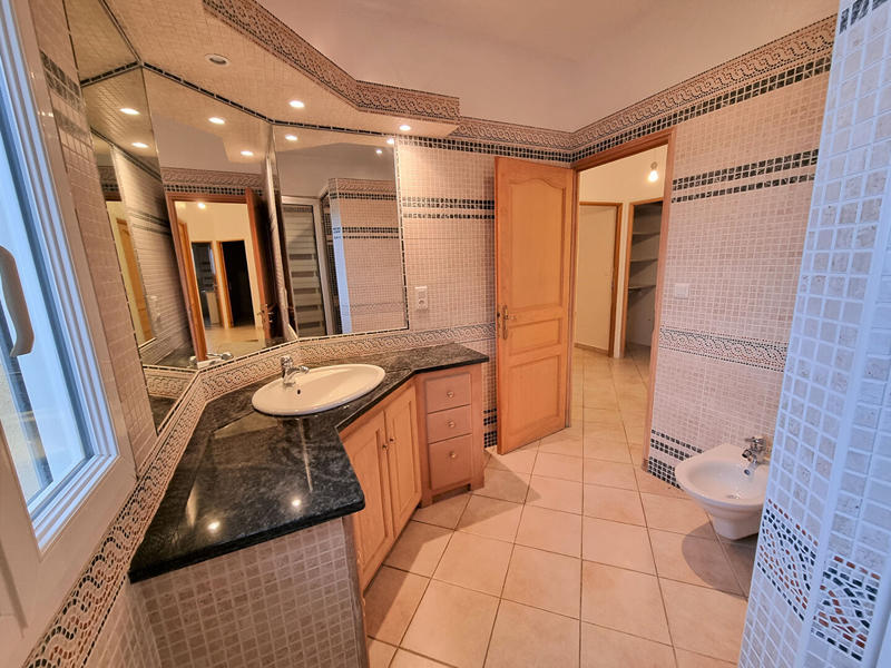 Maison - 161 m² - 4 pièces