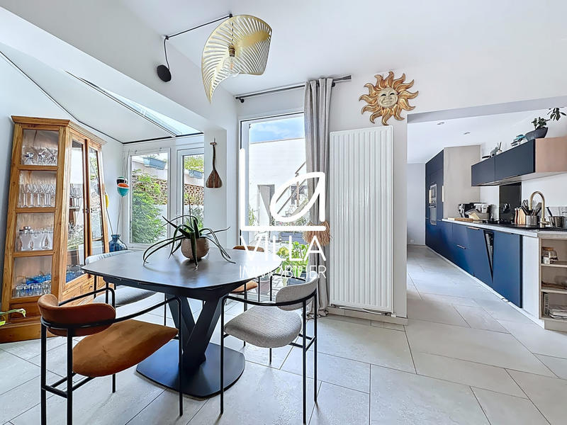 Maison - 102 m² - 4 pièces