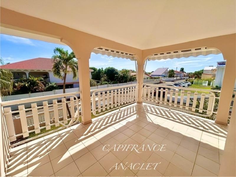 Maison - 135 m² - 7 pièces