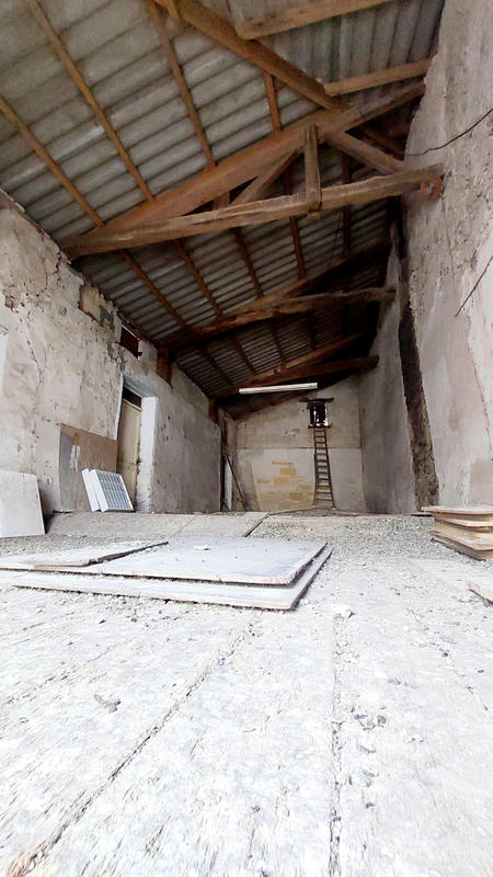 Maison - 180 m² - 7 pièces