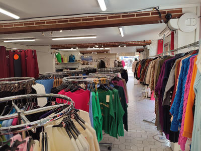 Local commercial - 142 m²