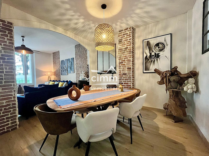 Appartement - 91 m² - 3 pièces