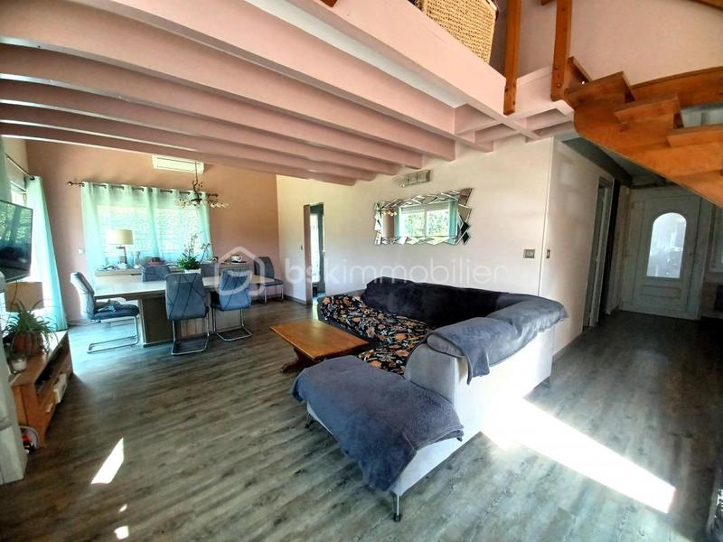 Maison - 134 m² - 5 pièces