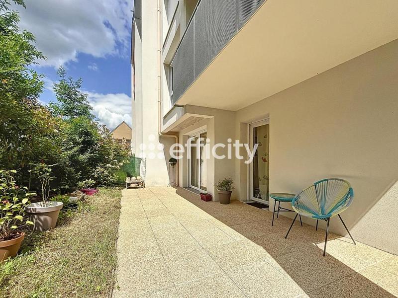 Appartement - 90 m² - 4 pièces