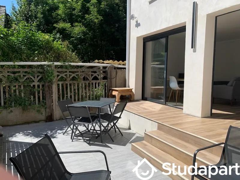 Chambre - 12 m² - 1 pièce