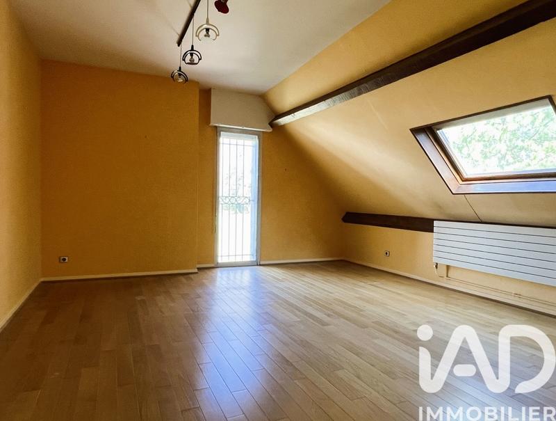 Maison - 287 m² - 8 pièces