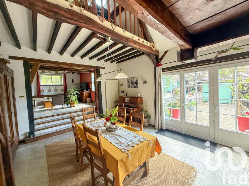 Maison - 211 m² - 8 pièces